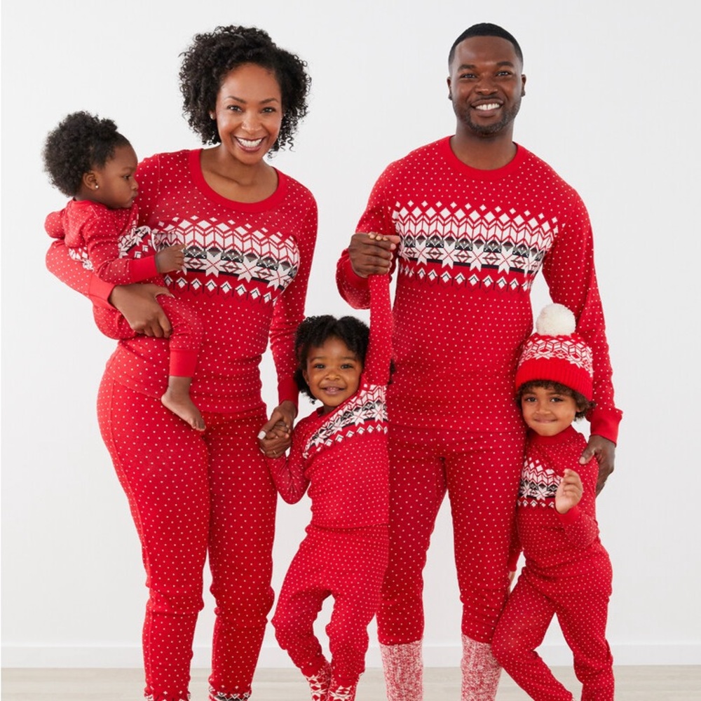 Hanna Andersson family holiday print pajamas. New! Shops same day! Size 130 / 8